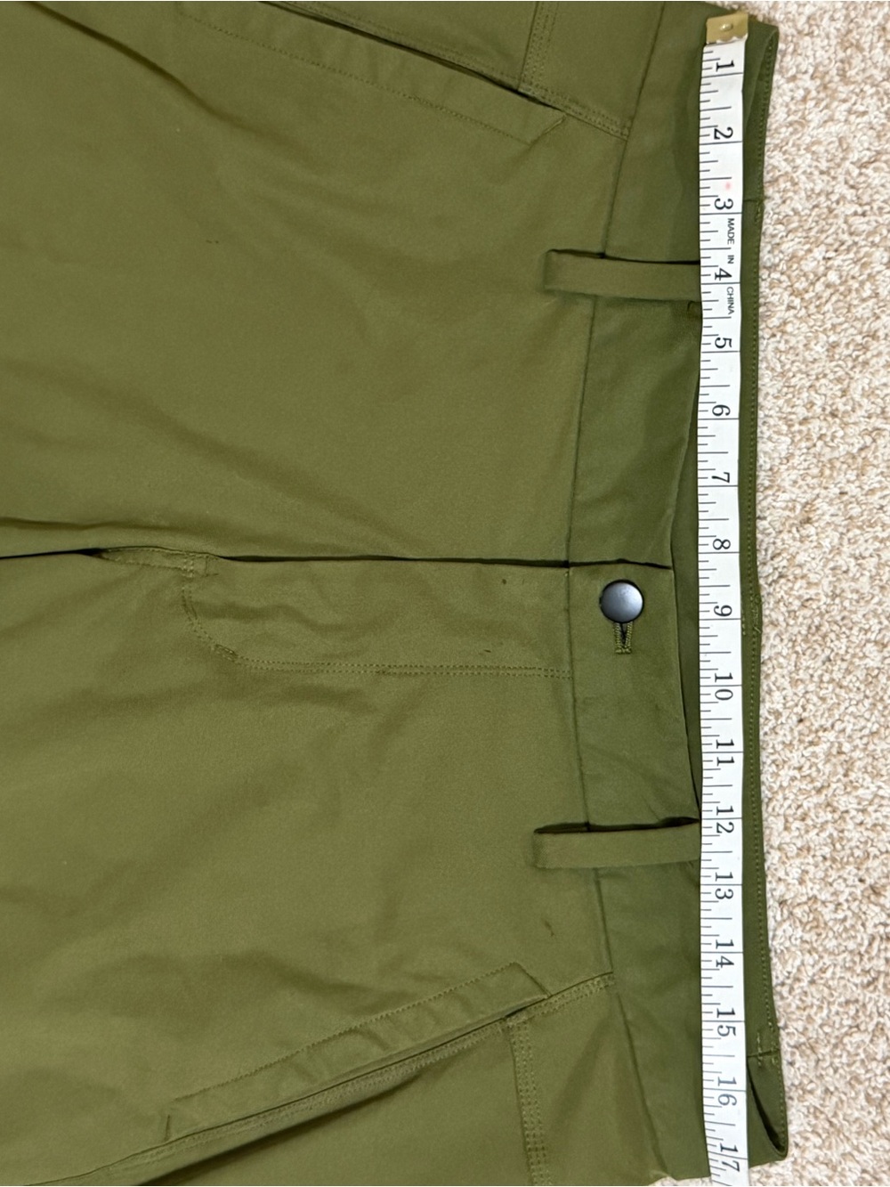 Lululemon 34 w/stretch Olive Green Men's Shorts - Picture 5 of 8